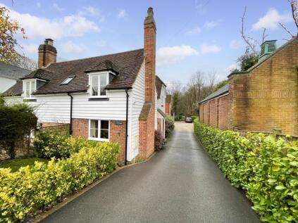 Lower Lake, East Sussex, BATTLE, TN33