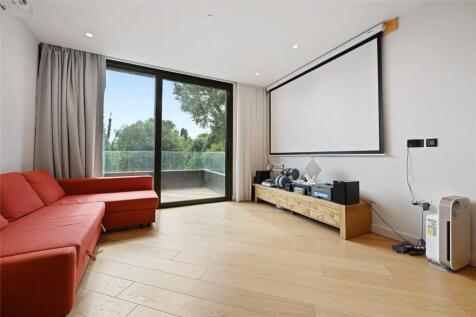 Wood Crescent, London, W12