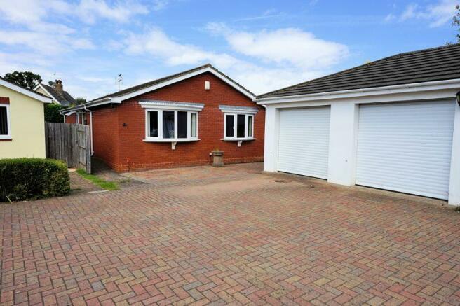 The bungalow and garage