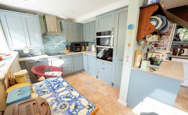 Kitchen breakfast room