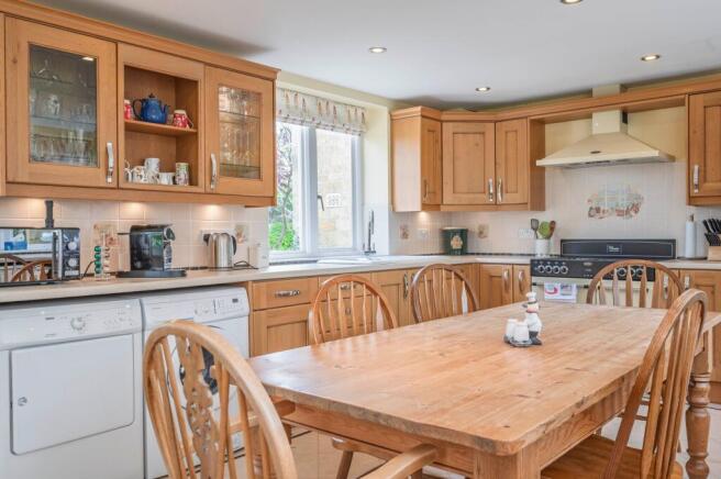 Kitchen / Breakfast Room