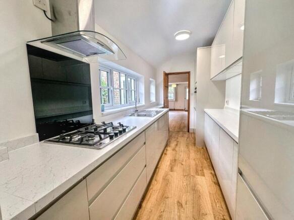 kitchen 4.jpg
