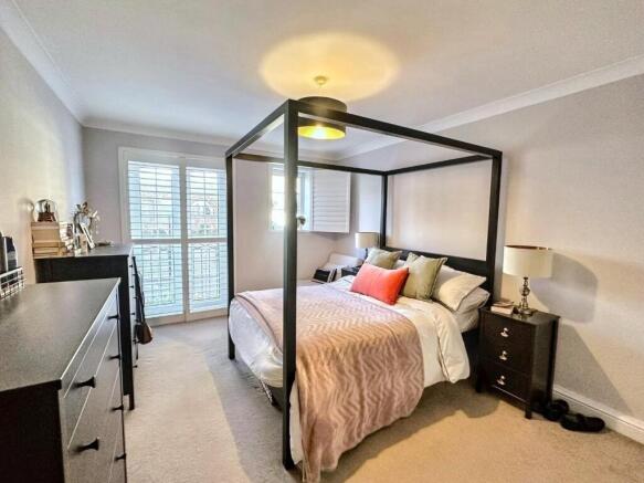 WhatsApp Image 20251024 at 111111_06bda215.jpg