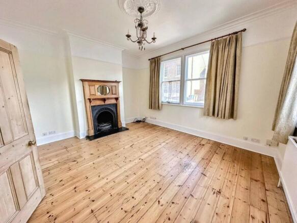 WhatsApp Image 20260114 at 133917 lounge.jpg