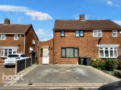 Oakwood Drive, Luton