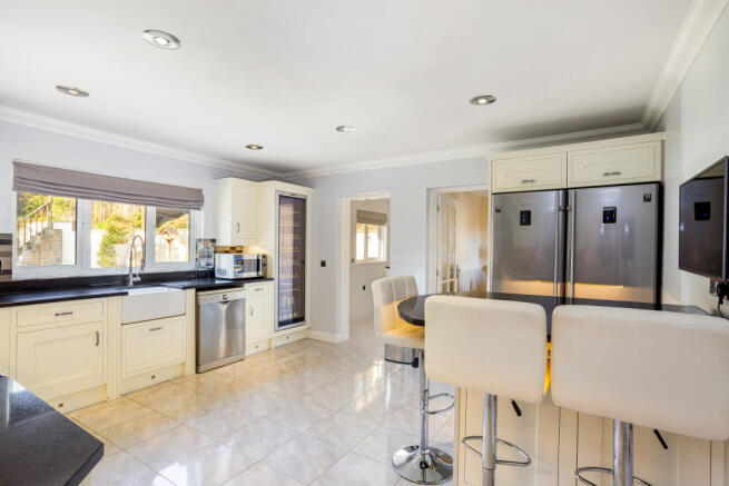 4nicholascourt2682968
