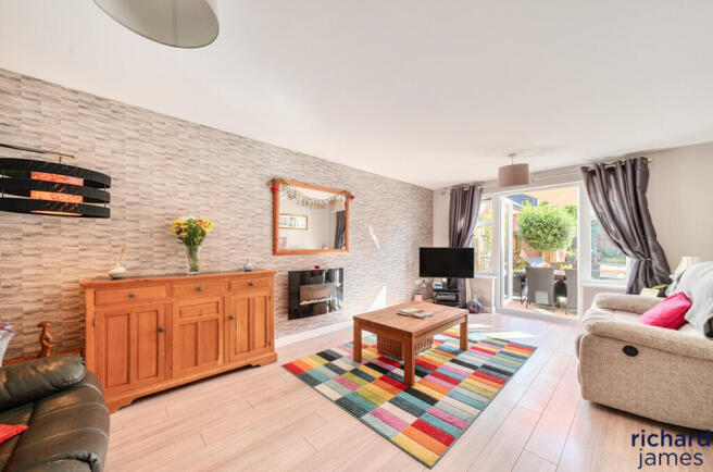 3dd07a1f57e145b7b1635911595d77a6