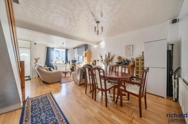 eb57ffd4ae5e4cc1b4fb17bf3b7c8581