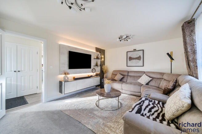 c6c74a06d6ee4b32b39798b737a3de99