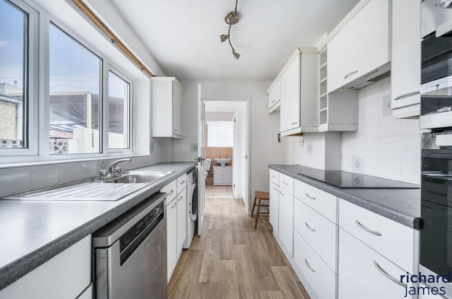 bb83cf1687a445a5994a4ee4d066163c