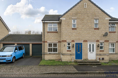 St Austell Way, Swindon, SN2