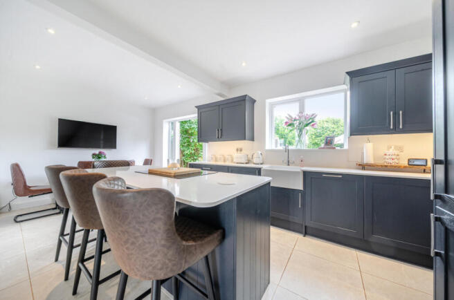 1333760-8-68920bb...