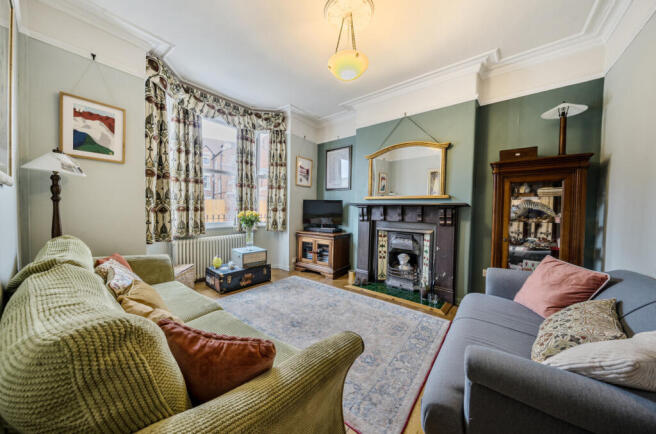 1363666-12-68ed24...