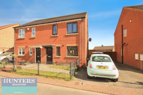 Dewfield Close Bierley, Bradford, West Yorkshire, BD4 6BT