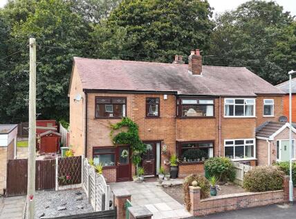 St.Oswalds Road, Ashton-in-Makerfield, Wigan, WN4 9NU
