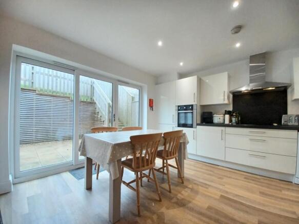 20221206_105002 - Co