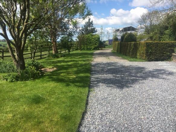 Path to house 