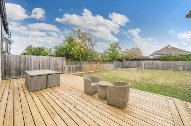 1333982-6-68ad890...