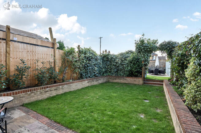 9aafe8d0-c910-493...