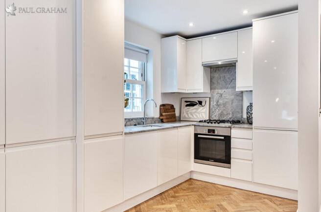 94854de7-2a90-45d...