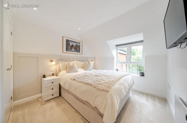 a905f586-3606-47d...