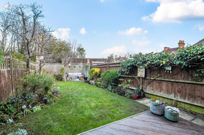 84c26a37-e243-4b4...