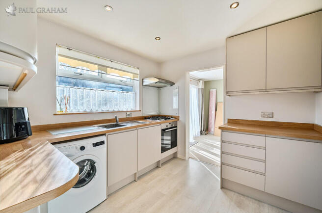 a30f3533-e8a7-464...