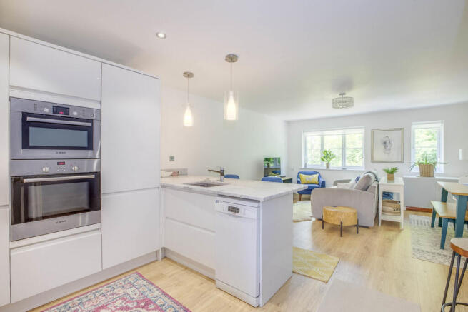 Kitchen thru Livi...