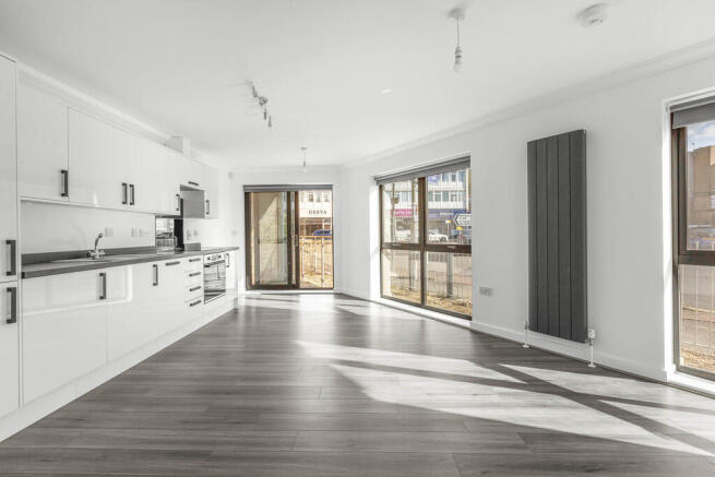 Flat 2, Albany Ho...