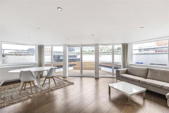 Reception/Kitchen