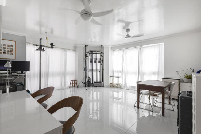 Lounge/Office/Studio