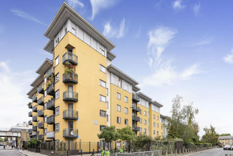 Cremer Street, London, E2