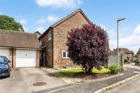 Long Barrow Close, South Wonston, Winchester, Hampshire, SO21