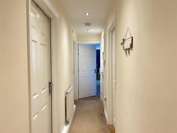 Hallway.JPG