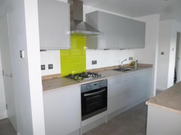 LOUNGE/KITCHEN/DINING