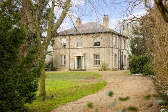 Full Sutton Hall