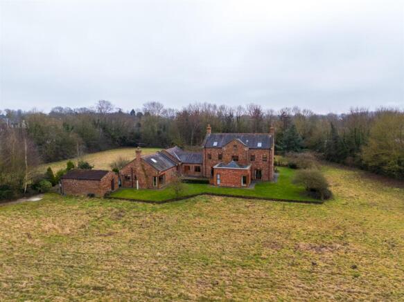 Roxby House