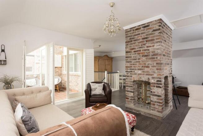 Sitting/Dining/Family Room