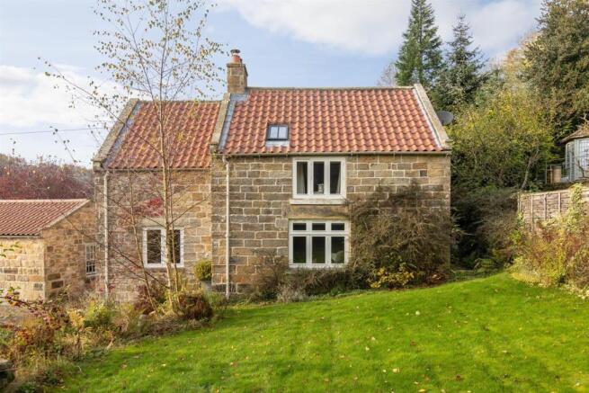 Cottage & Garden