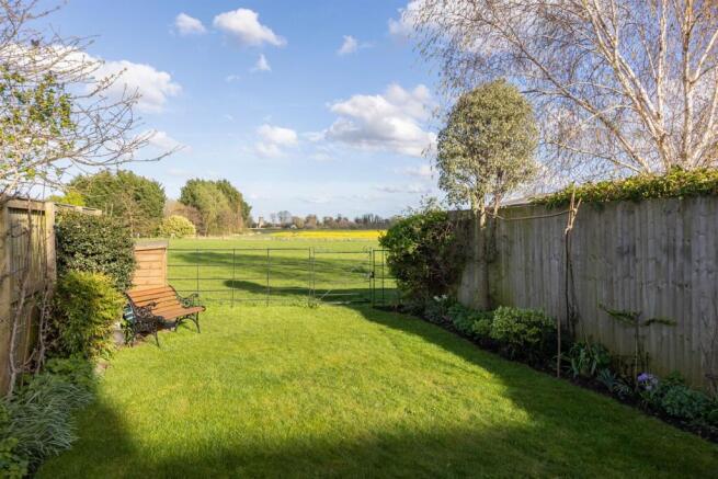 Garden & View