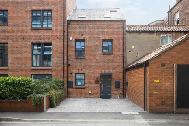 Quadrant House