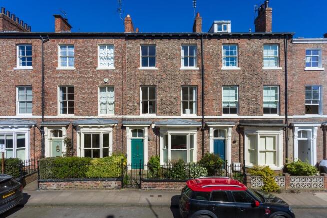 32 East Mount Road
