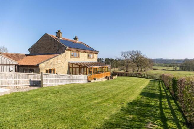 House & Garden