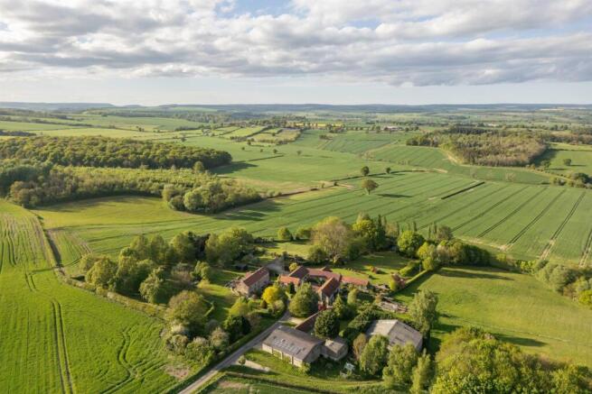 The Granary House - Setting