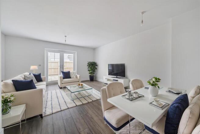 12 Penhaven living room.jpg
