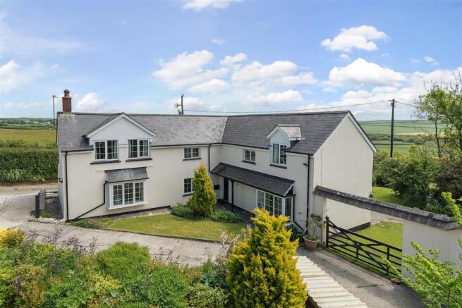 Venn Cottage main photo.jpg