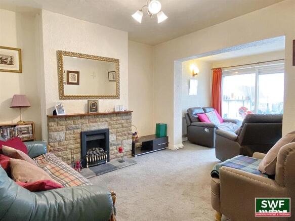 Living room2.jpg