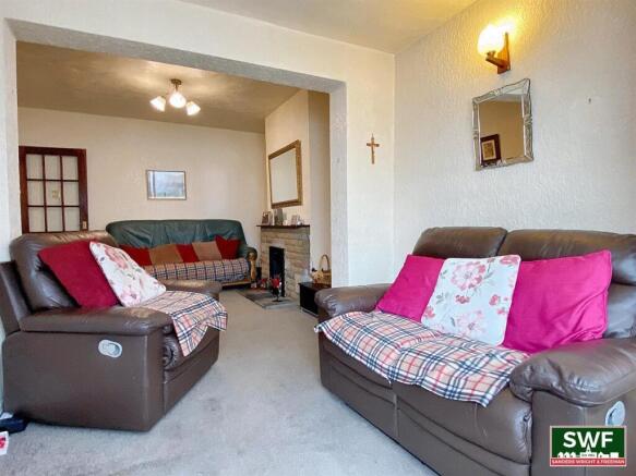 Living room6.jpg