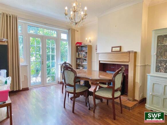 Dining room2.jpg