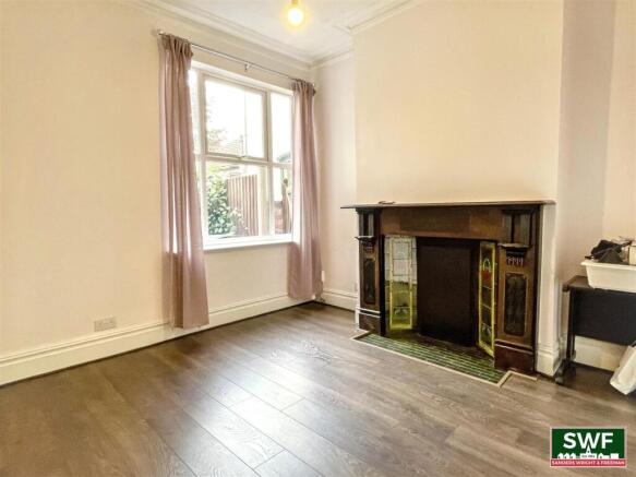 Sitting room2.jpg